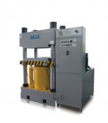 頂升熱壓缸說明書與熱壓機構(gòu)招牌的垂直